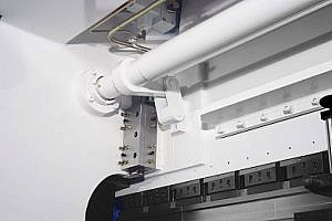 Фото 31 - MetalTec HBM 125/3200C Листогибочные гидравлические прессы с ЧПУ контроллером TP10S.