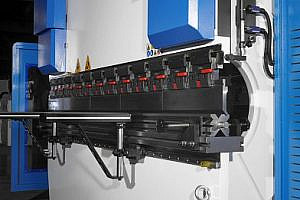 Фото 36 - MetalTec HBM 125/3200C Листогибочные гидравлические прессы с ЧПУ контроллером TP10S.