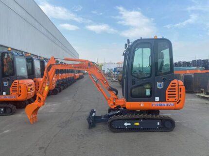 Мини-экскаватор Lonking CDM6020