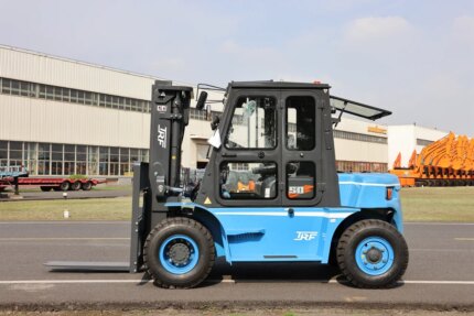 Фото 87 - Вилочный погрузчик TRF D70-3Х.
