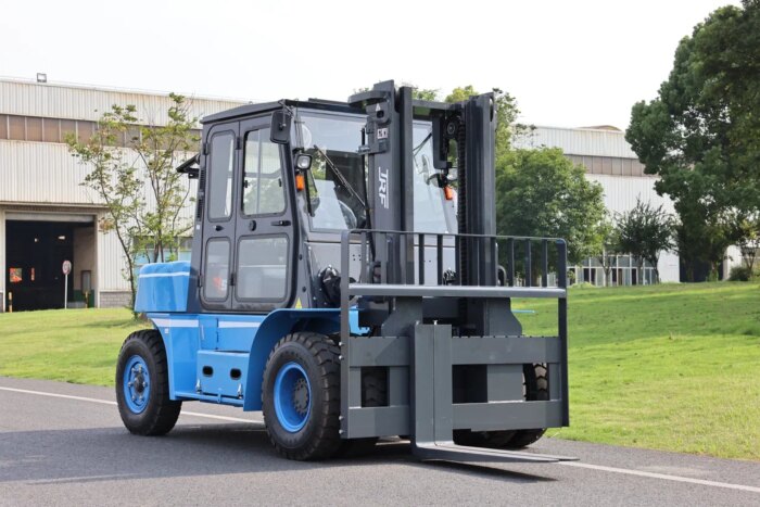 Фото 4 - Вилочный погрузчик TRF D50-3X.